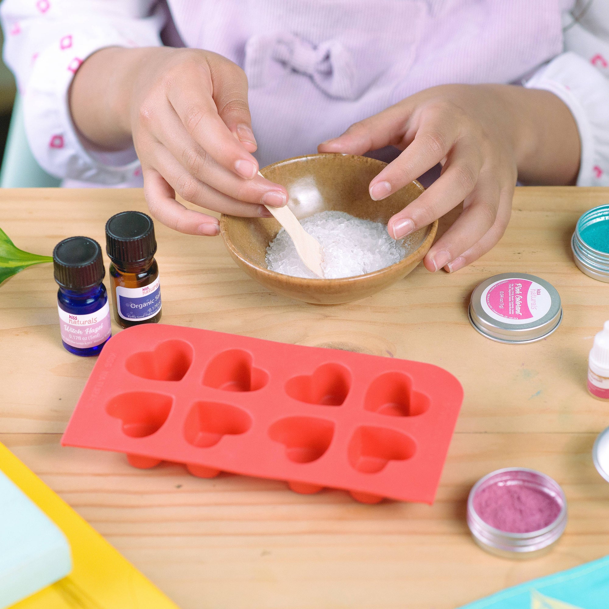 Kiss Naturals Kids DIY Kits