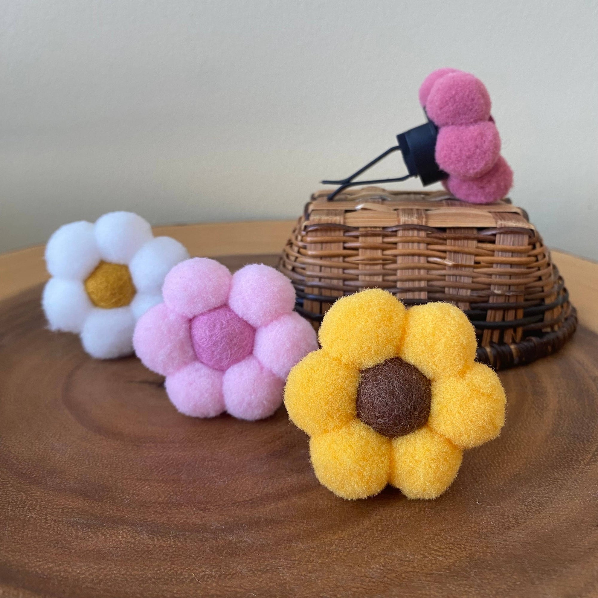 Car Vent Essential Oil Diffuser: Felted Succulent