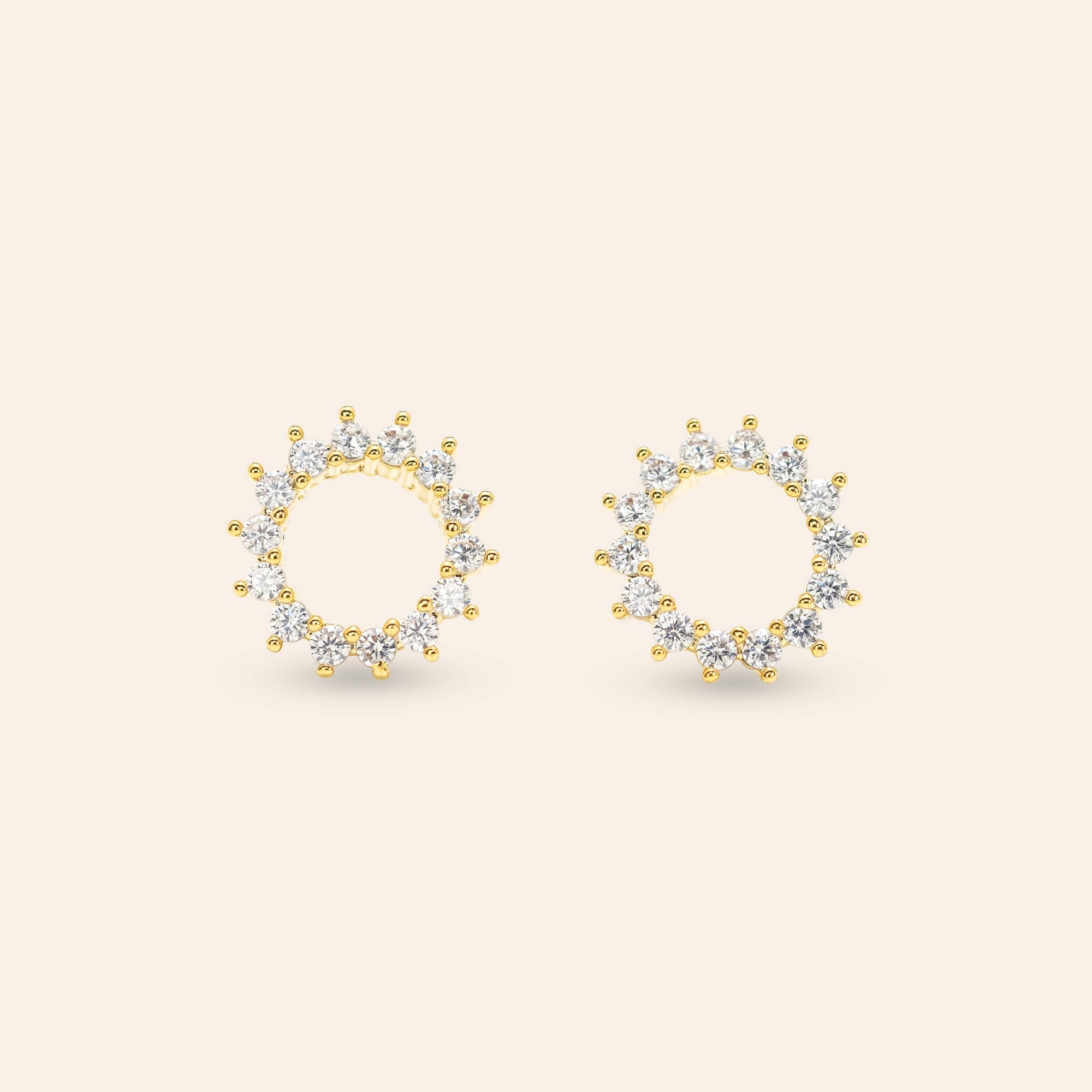 Halo stud earrings in gold by Lover's Tempo