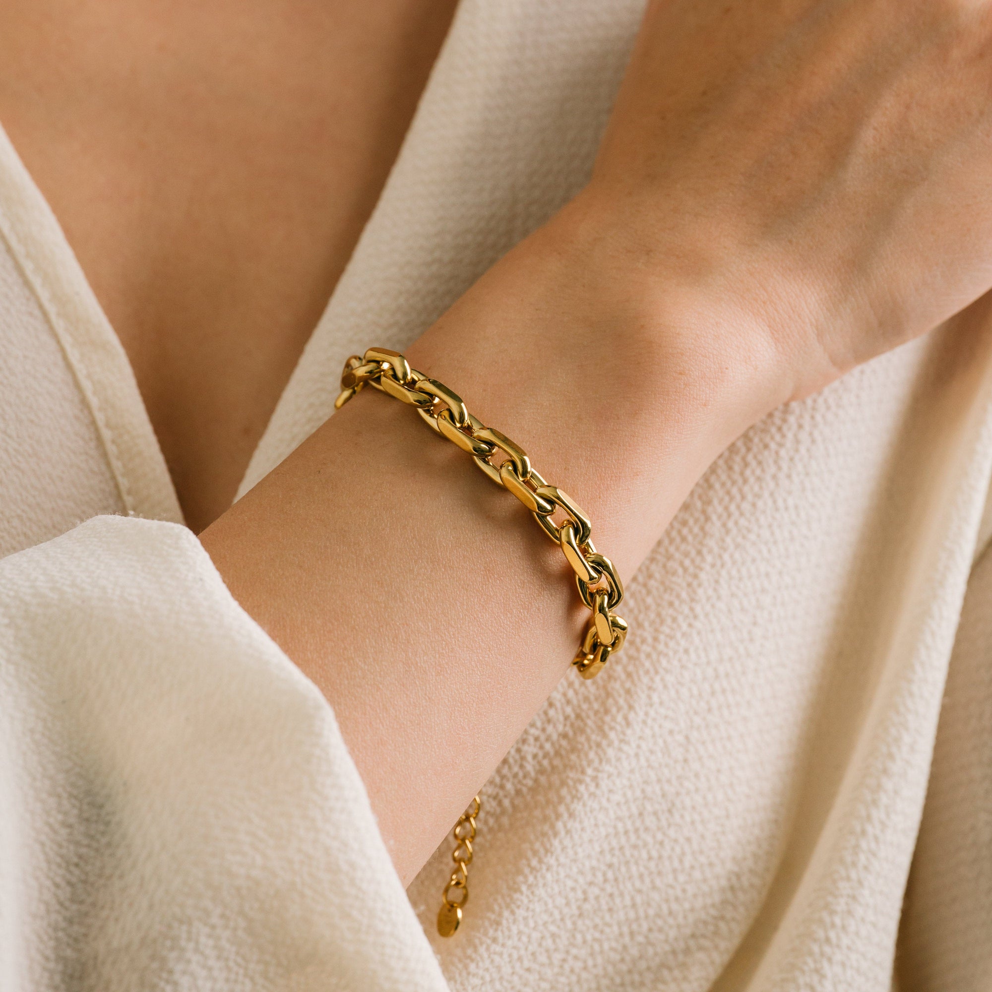 Veya chain bracelet in gold by Lover's Tempo, on the wrist