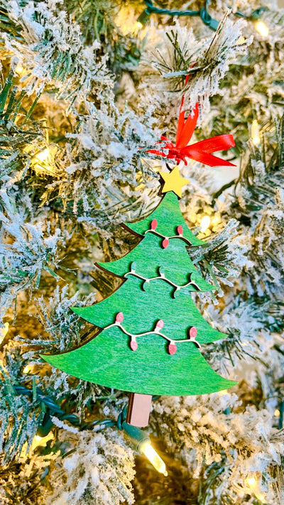 Kids Christmas DIY paintable Ornament Kit: Santa, Reindeer, Gift