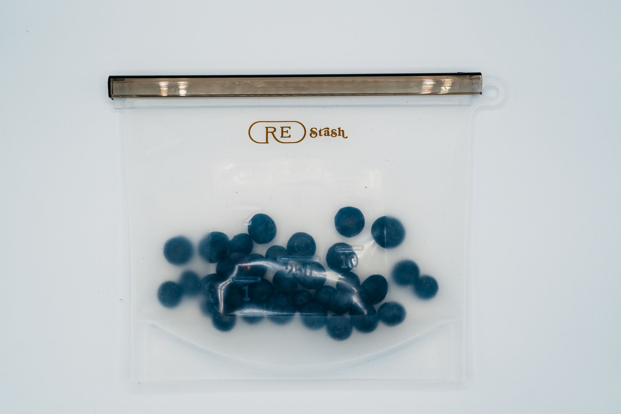 restash reusable silicone bag blueberries